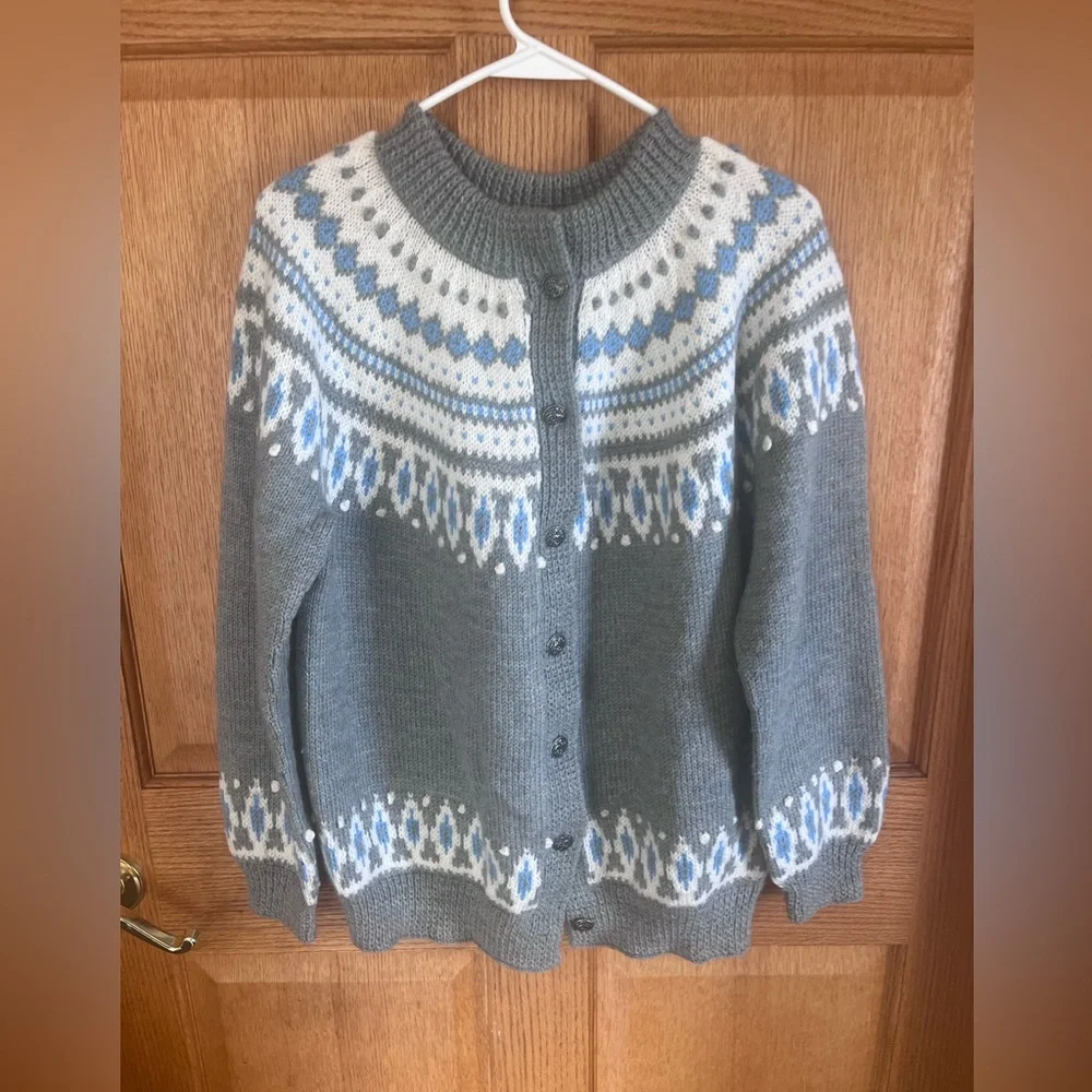 Dale of Norway Gorgeous! Wool Gray and White Patterned Women's Sweater - Picture 1 of 5
